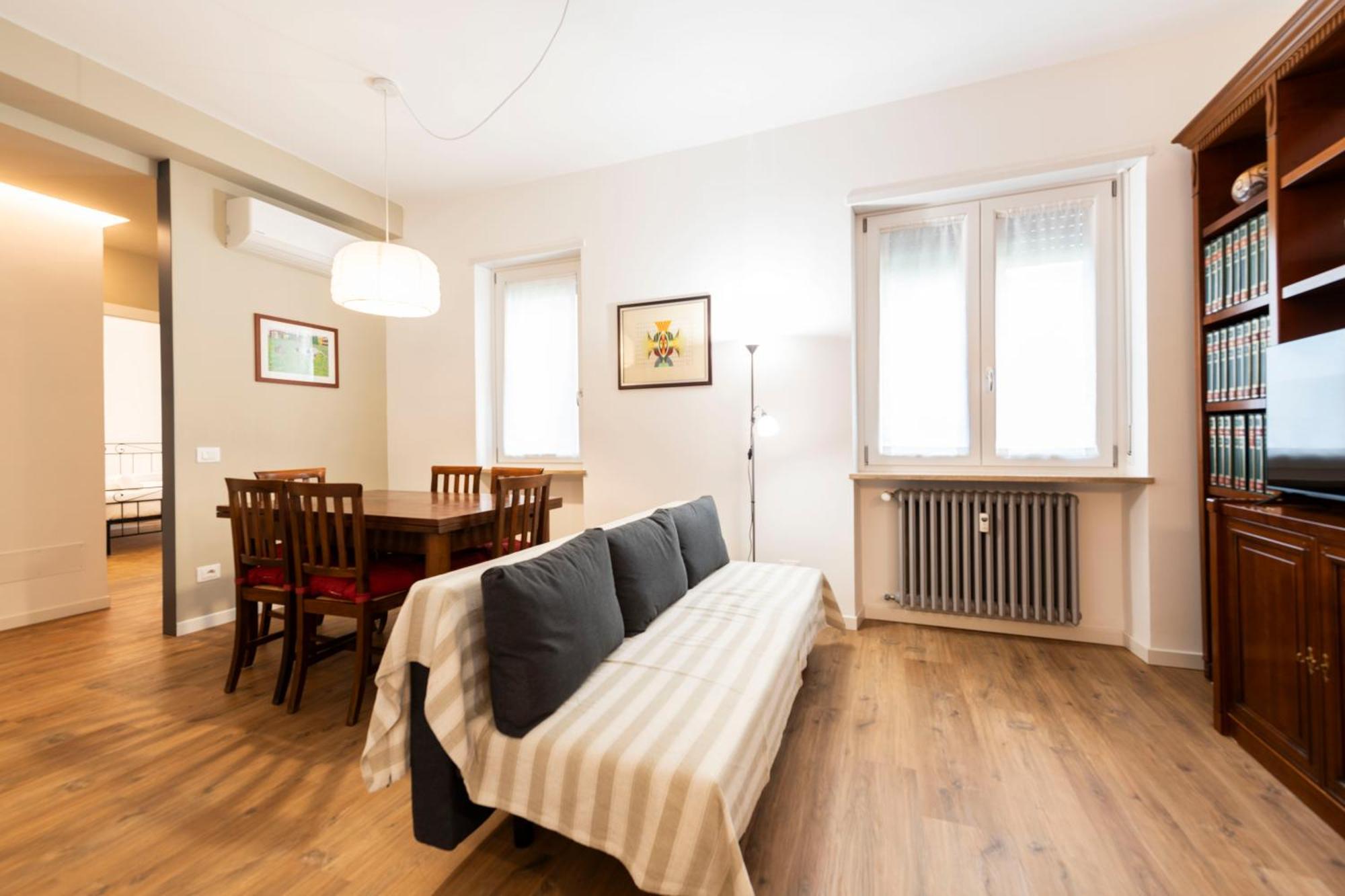 Three Balconies Apartment 베로나 외부 사진